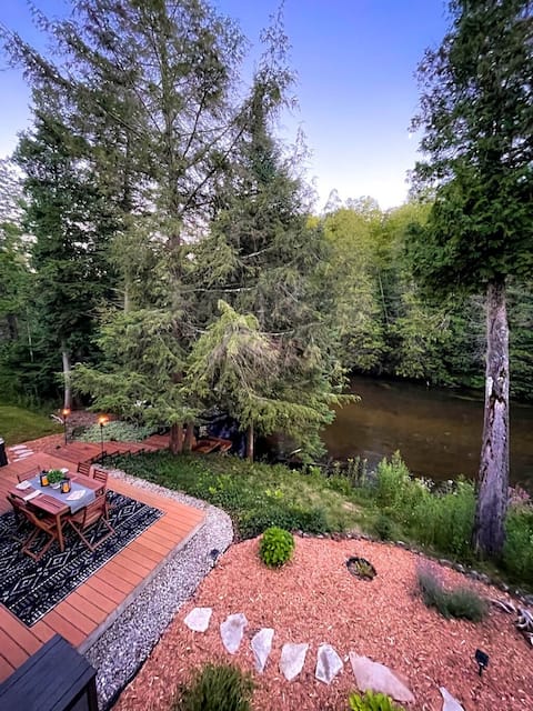 Firefly Lodge, Giant Riverview, Hot Tub, Woodstove