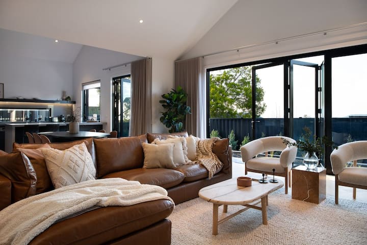 Maison Noire- Stunning Scandinavian Design -