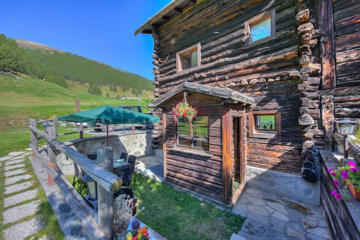 Chalet Sciachilo’ Ski In-ski Out 10m - Livigno