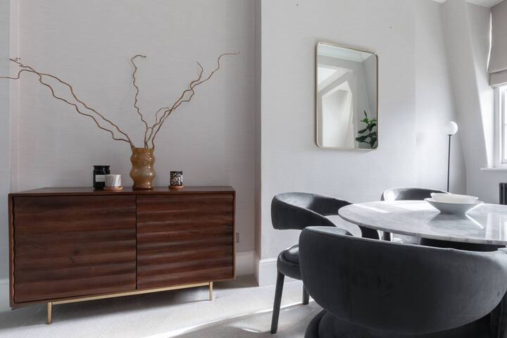 Draycott Place VII by onefinestay gallery image 5