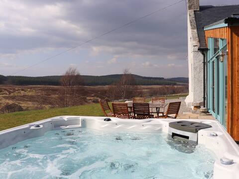 4 Bed in Grantown-on-Spey (CA027)