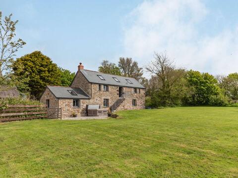 3 Bed in Hayle (oc-78551)