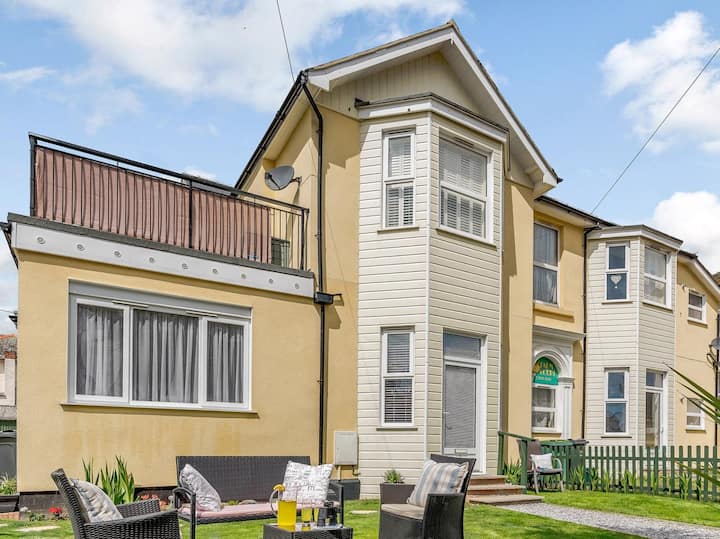 2 Bed In Shanklin (Oc-78239) - Shanklin