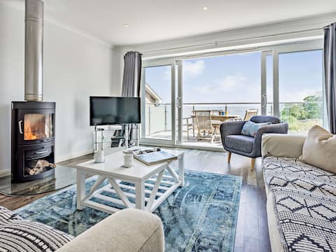 4 Bed in Seaview (87155)