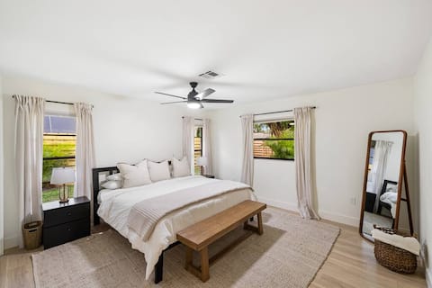Luxury Oasis Home 3BR 2Bath with Heated Pool