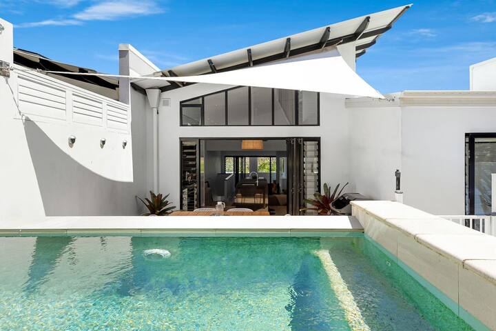 Spacious Retreat with Private Heated Pool