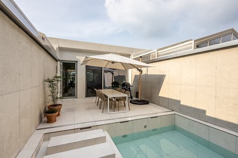 Relax in a European landscape with a scent of nature