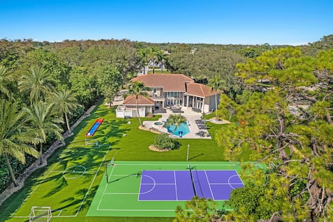 Luxurious 6-Bedroom Villa with Pool & Games