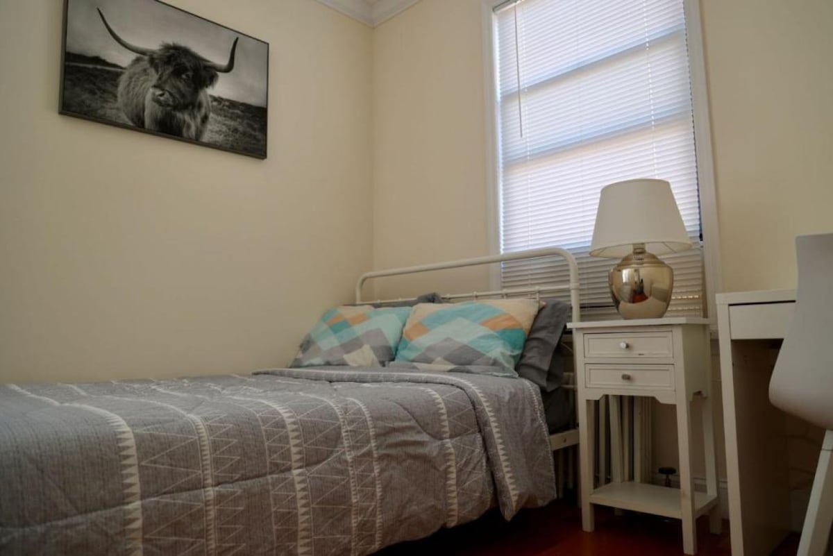 E. Harlem - 6F — photo 3