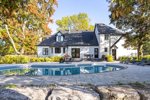 Vineyard Estate by the River with Pool!
