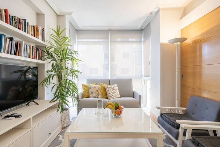 Apartamento lujo Islazul gimnasio+sauna M (EUR19) gallery image 2