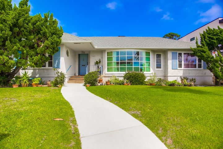 Opera House - 5 Bedroom 3.5 Bath Home With Garden - San Diego, CA