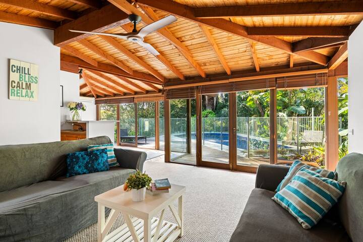 Ebor Sanctuary by Palm Beach Holiday Rentals gallery image 3