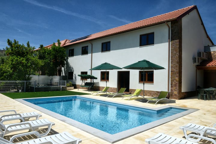 Loic, Estelle & Co managed Airbnb listing 2