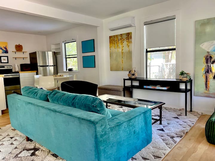 Hideaway. | Sweet Stay | East Austin - Austin, TX