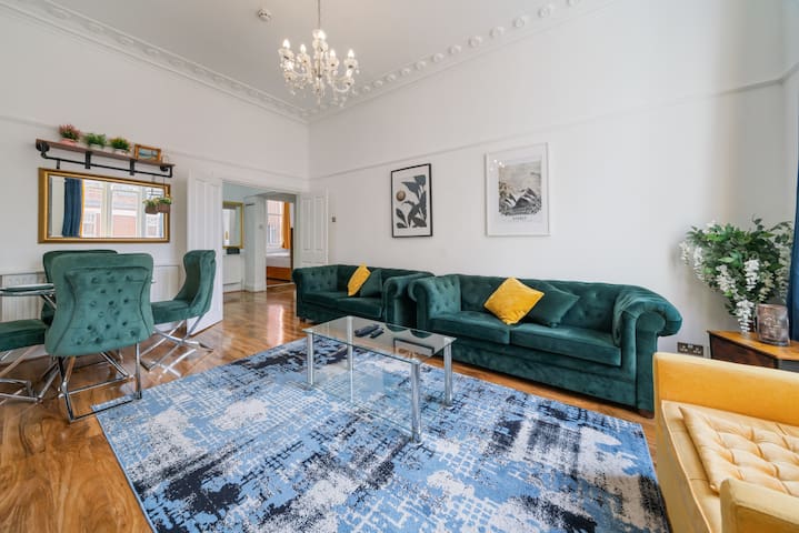 2-Bedroom Flat In The Heart Of Oxford Street. 5GC gallery image 3