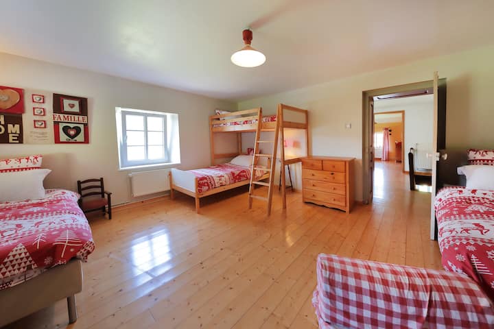 საძინებელი 1