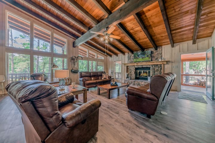 Mountain Air Cabins managed Airbnb listing 1