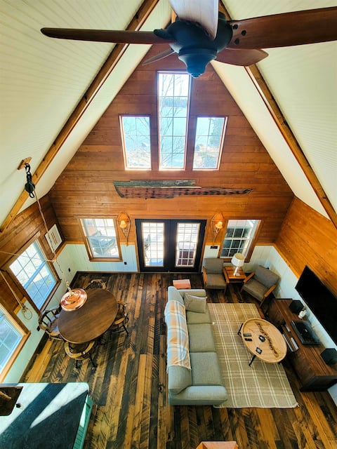 Home ON Lake Huron~Close to Mackinac Isl~ATV Trail