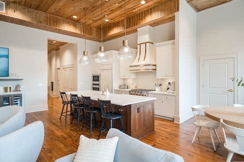 Historic Charm,Modern Living Apartment 301