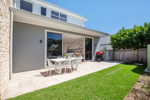 Camellia - Pet Friendly - 3 Min Walk to Centre