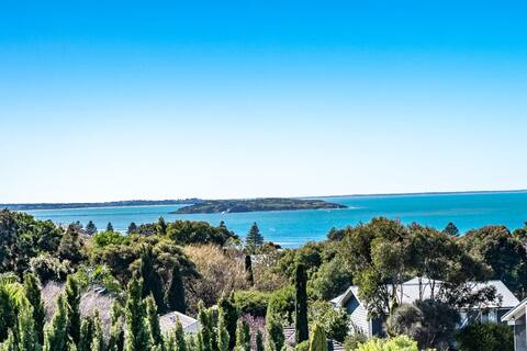 8 Davies St, Encounter Bay - Wi-Fi - Sea Views