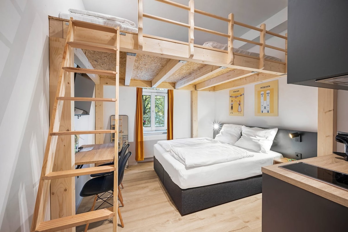 Top Airbnb: Deluxe Apartment - Servus Apartments in Obergiesing