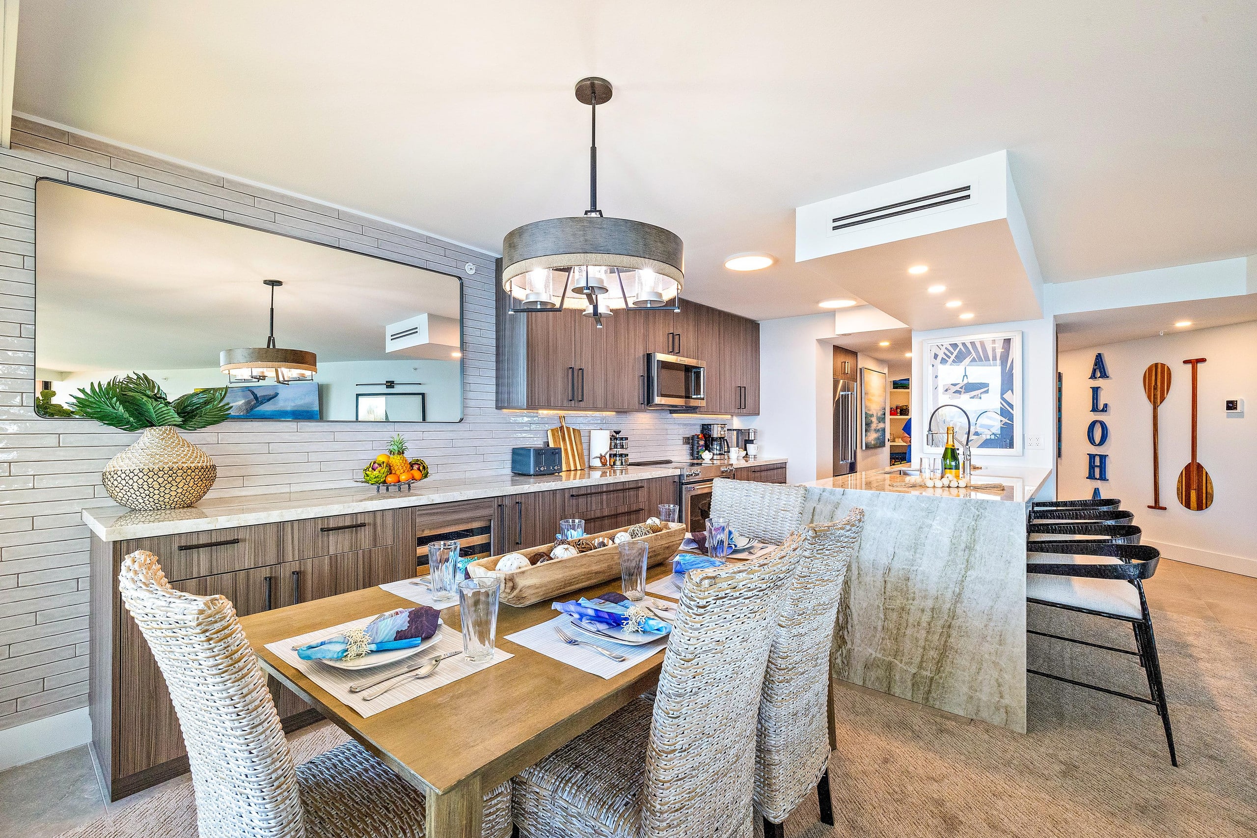 Condo in Lahaina · ★4.97 · 2 bedrooms · 5 beds · 2 baths - Image 6