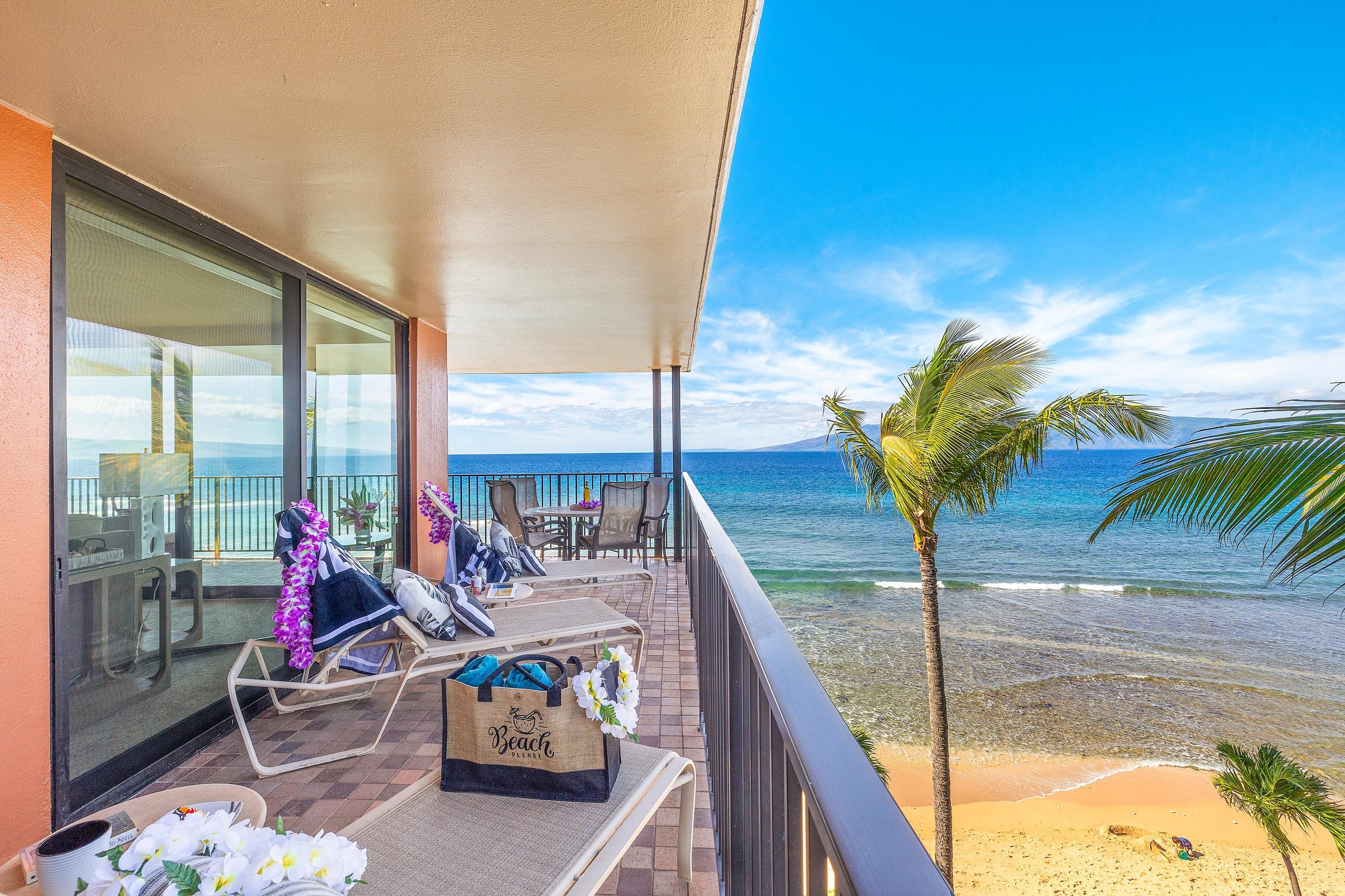 Condo in Lahaina · ★4.97 · 2 bedrooms · 5 beds · 2 baths - Image 39