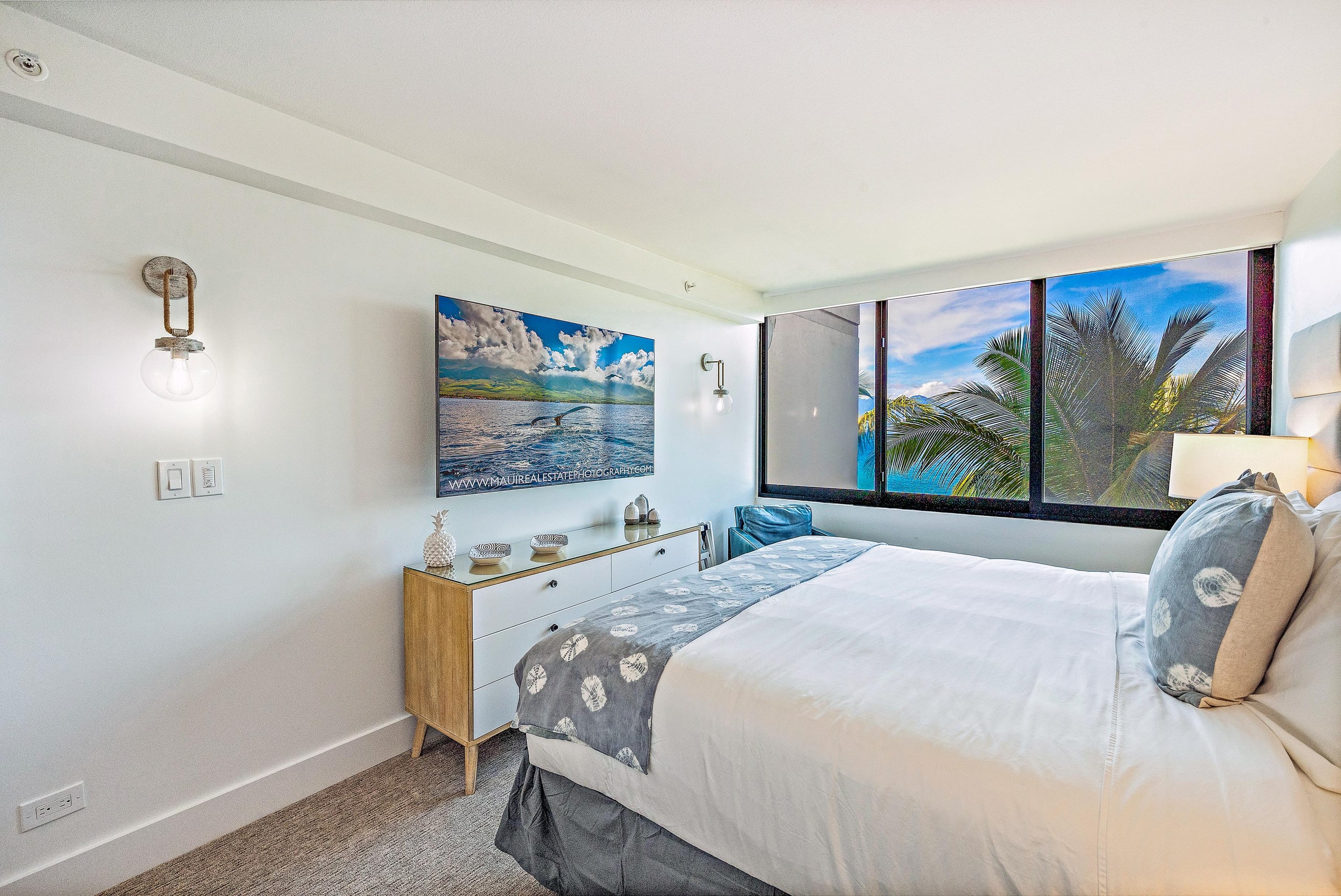Condo in Lahaina · ★4.97 · 2 bedrooms · 5 beds · 2 baths - Image 26