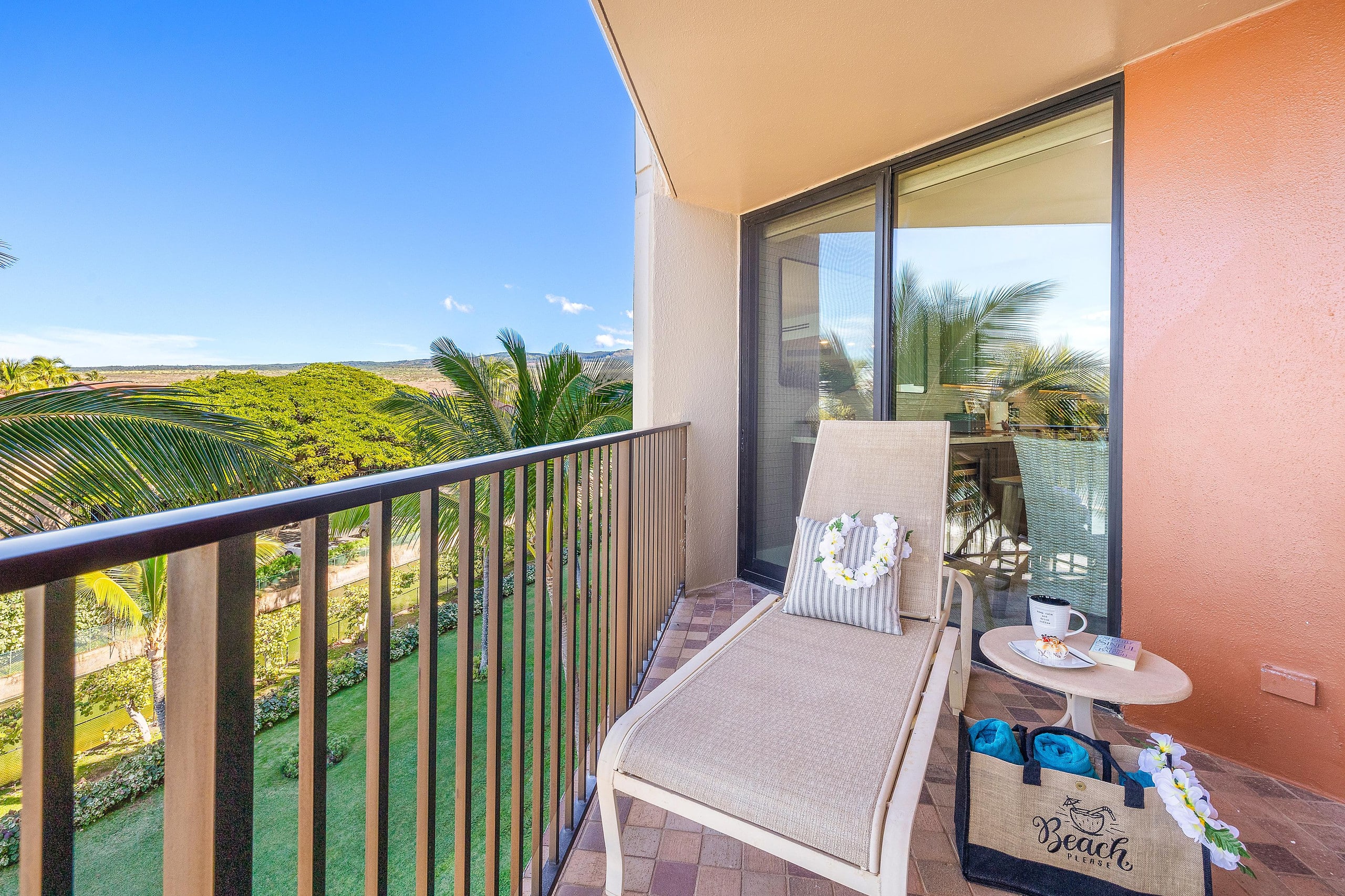 Condo in Lahaina · ★4.97 · 2 bedrooms · 5 beds · 2 baths - Image 15