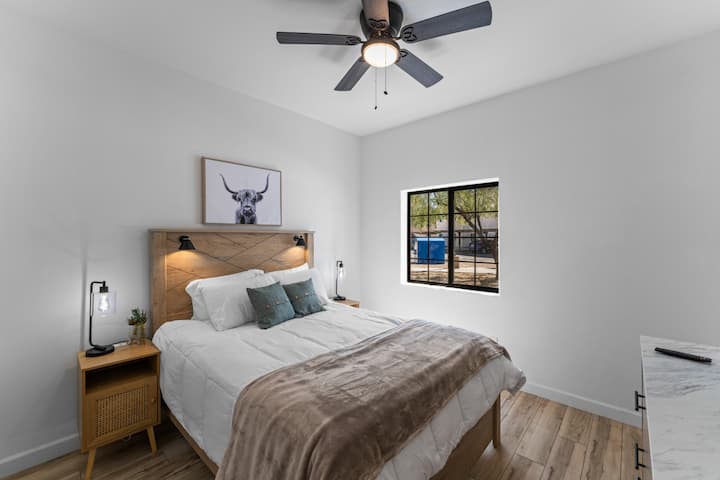 2-საძინებლიანი საწოლი 152 × 203 სმ