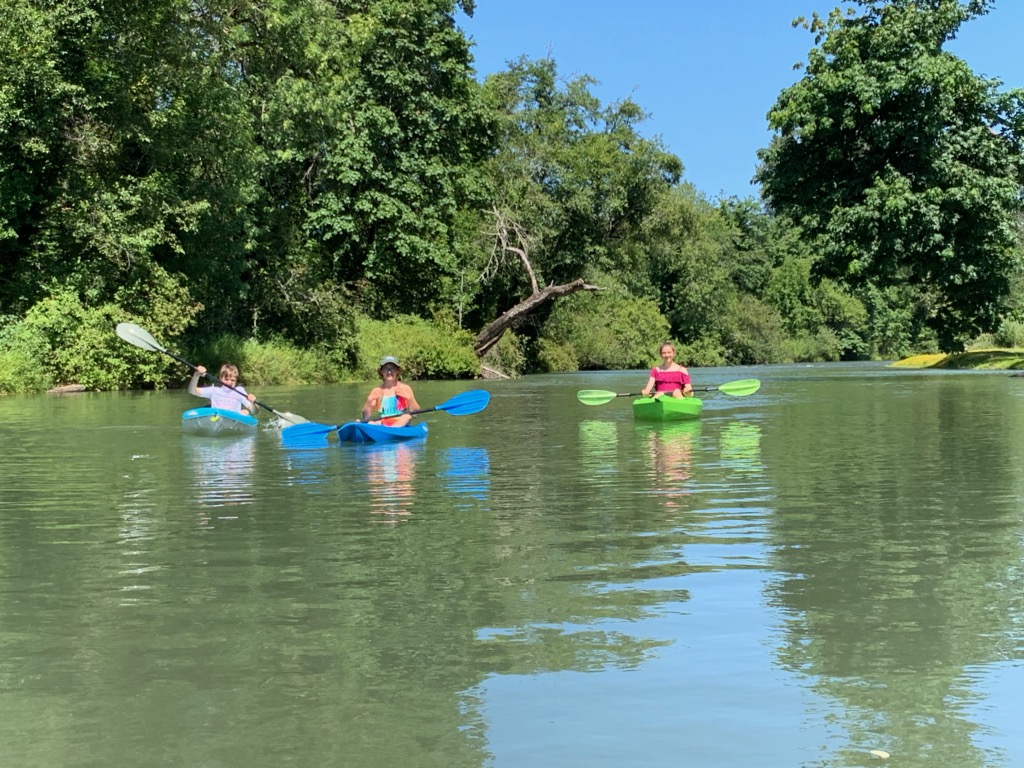 Custom Built Waterfront Home Houses for Rent in Fall Creek, Oregon, United States