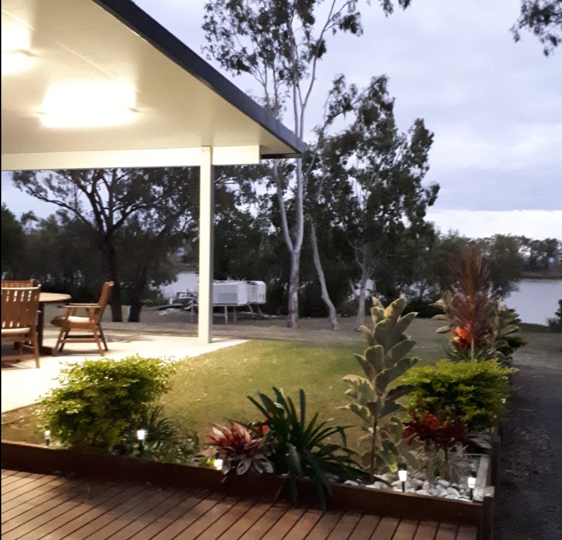 Fishing & Holiday house, Fitzroy River Rockhampton Houses for Rent in