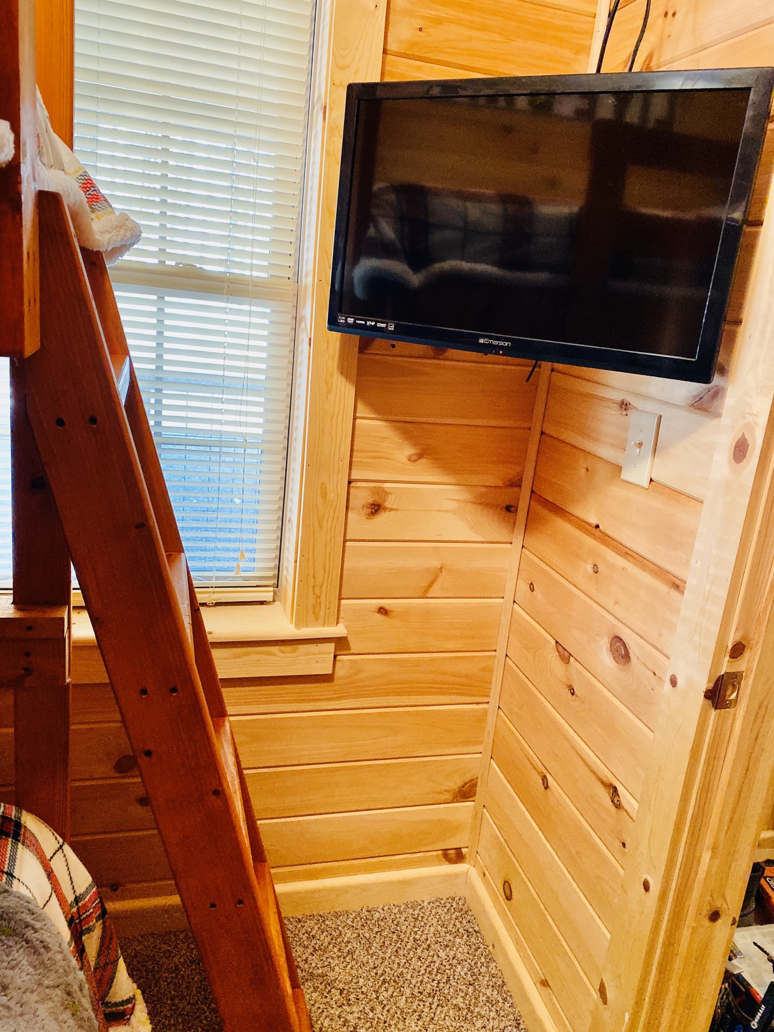 Riverfront Retreat Cabins for Rent in West Jefferson, North Carolina