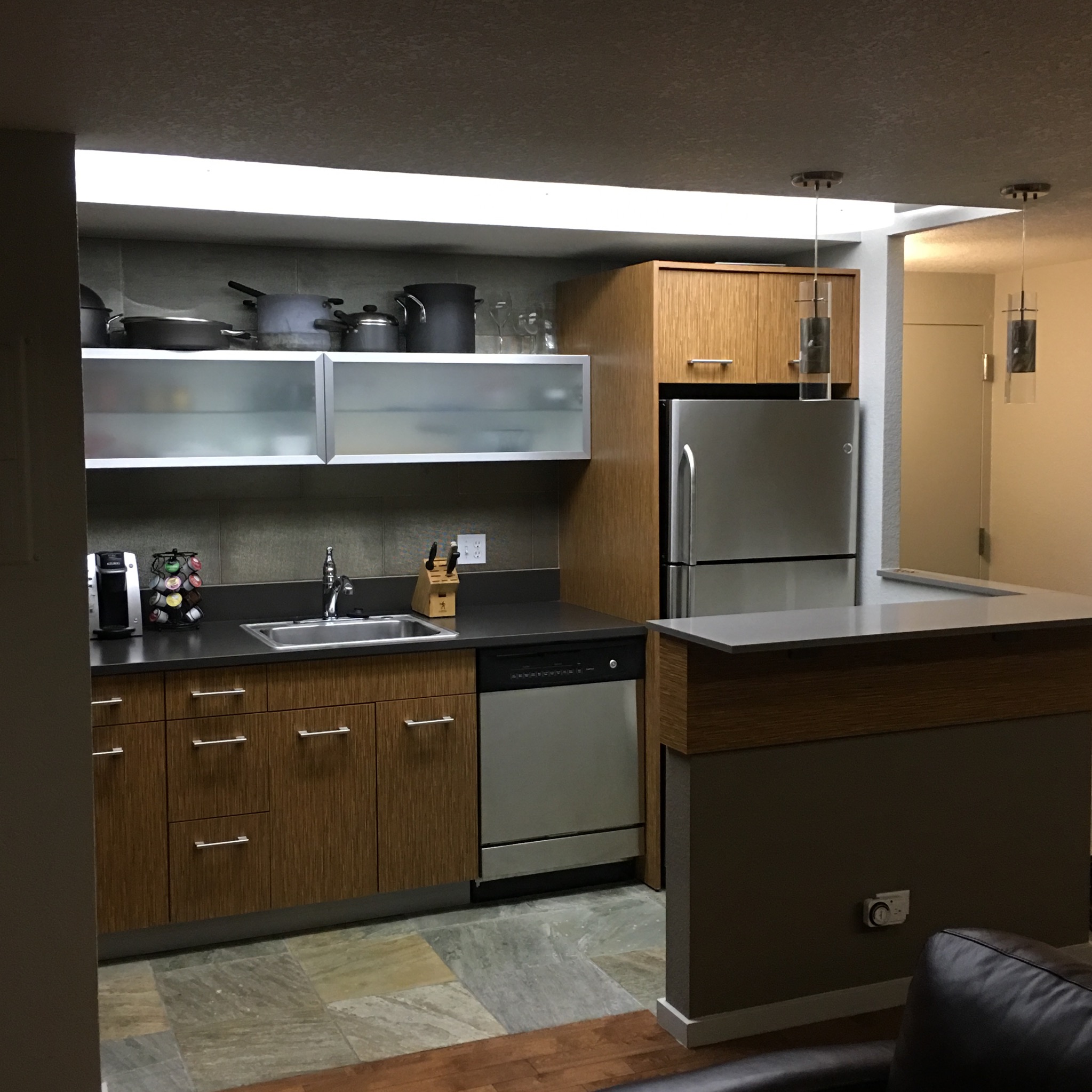 Modern apartment, cool neighborhood in Congress Park, Denver