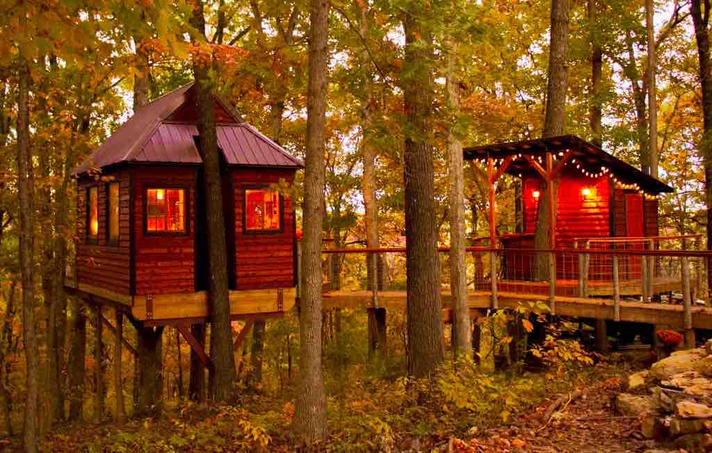 The Getaway Treehouse Jacuzzi Bath House Treehouses For Rent In 