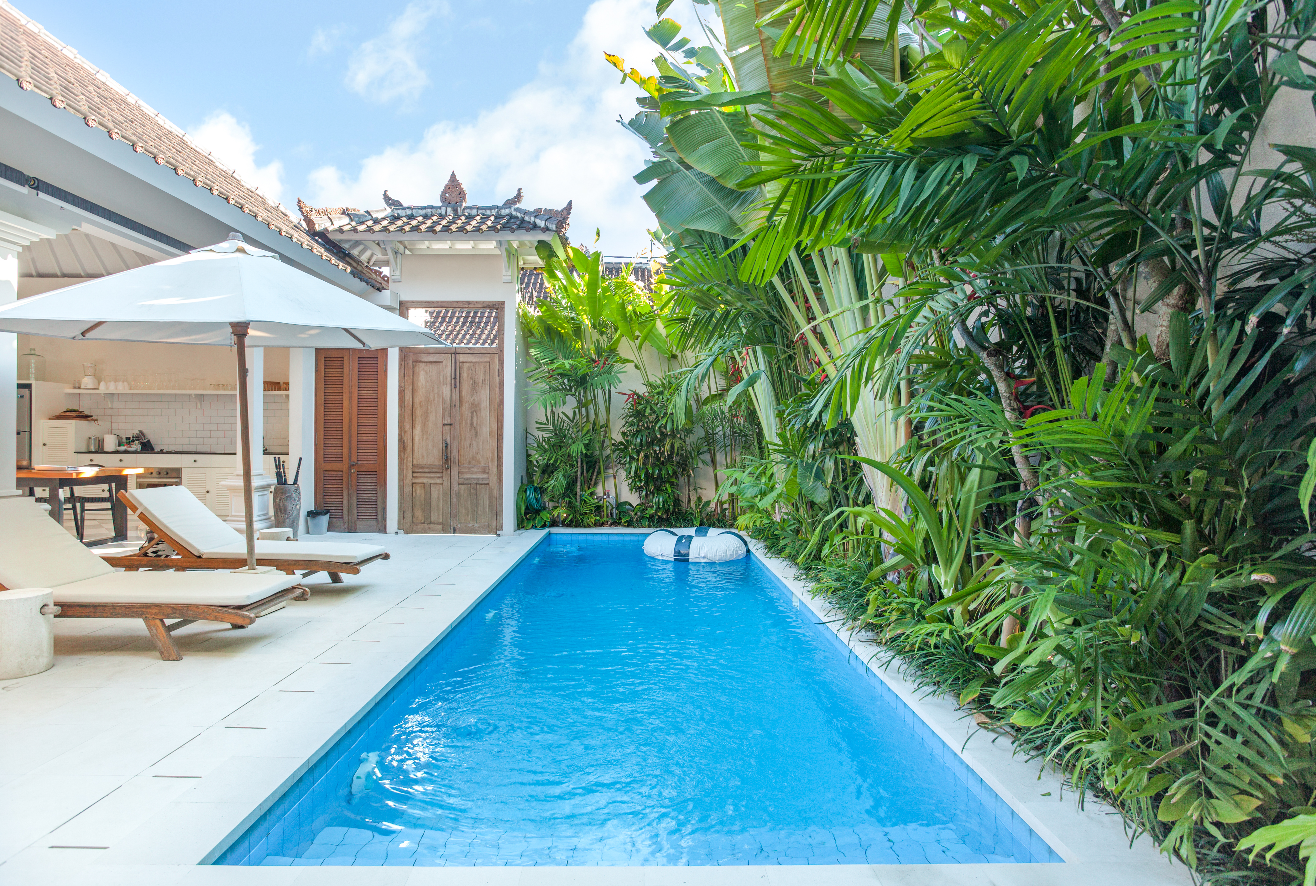 Monthly Special Promotion At Designer Villa Soleh Seminyak Villas For Rent In Seminyak Bali Indonesia