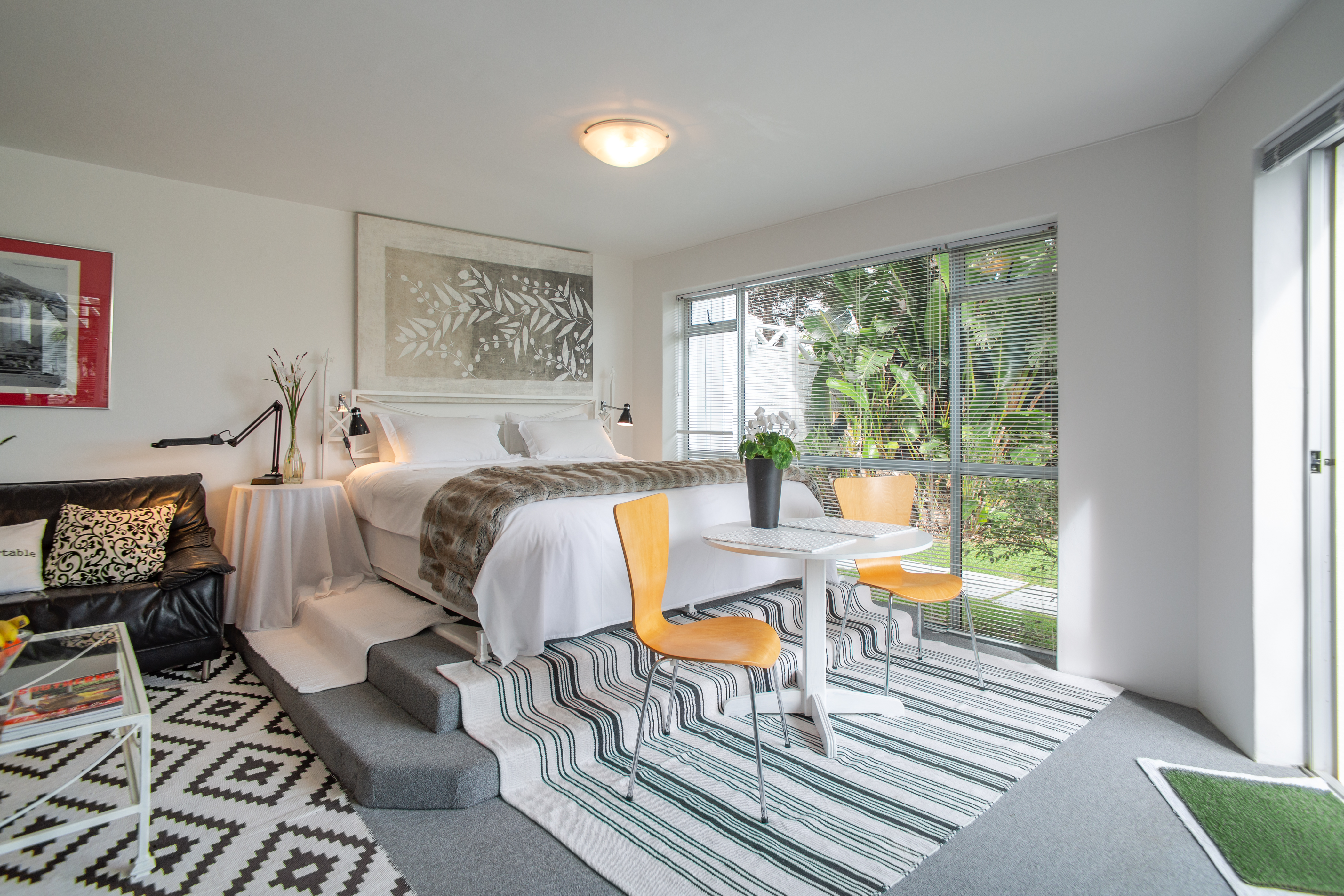Pool Room Suite