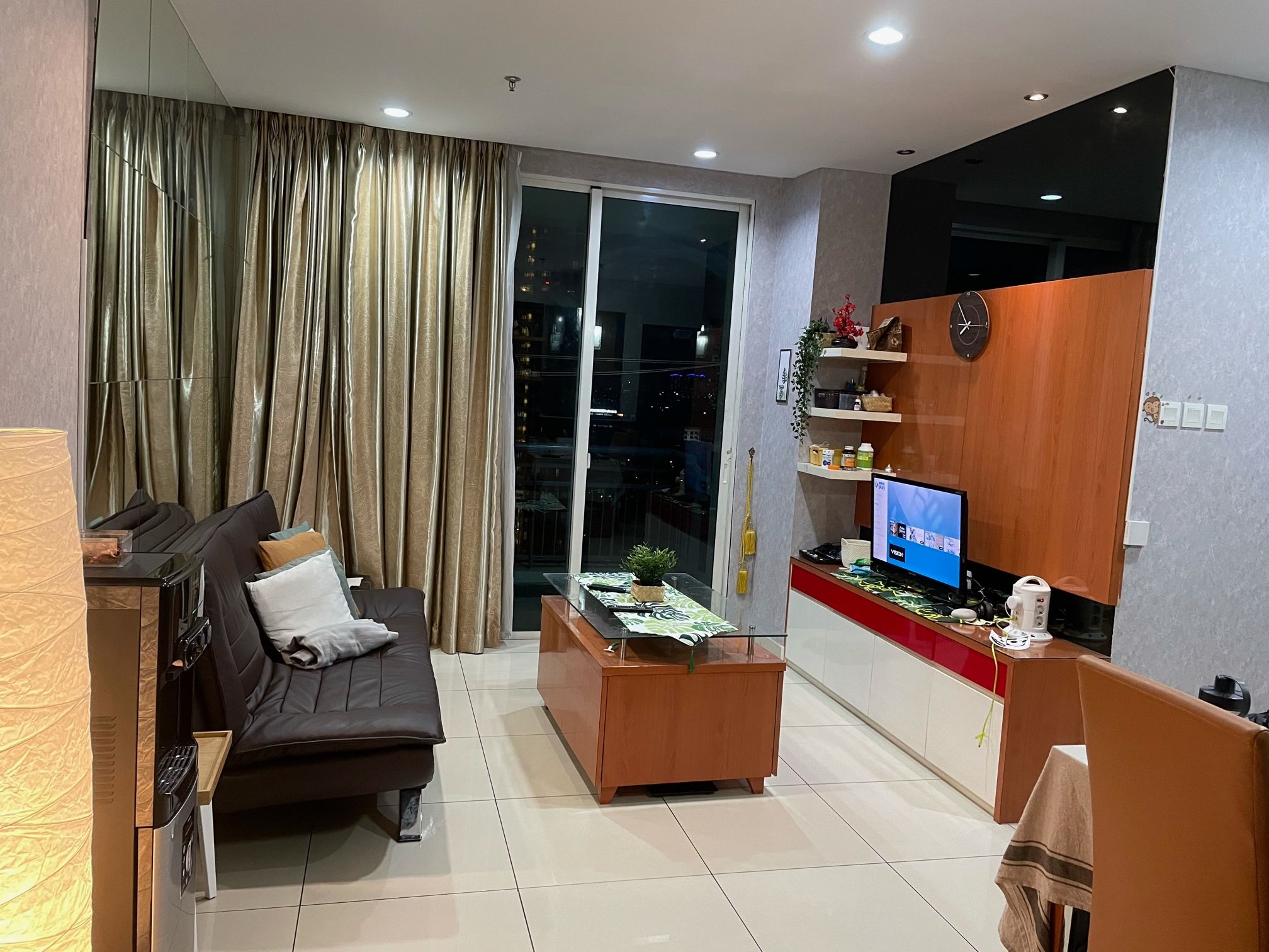 Cosy 2 BR Apartment