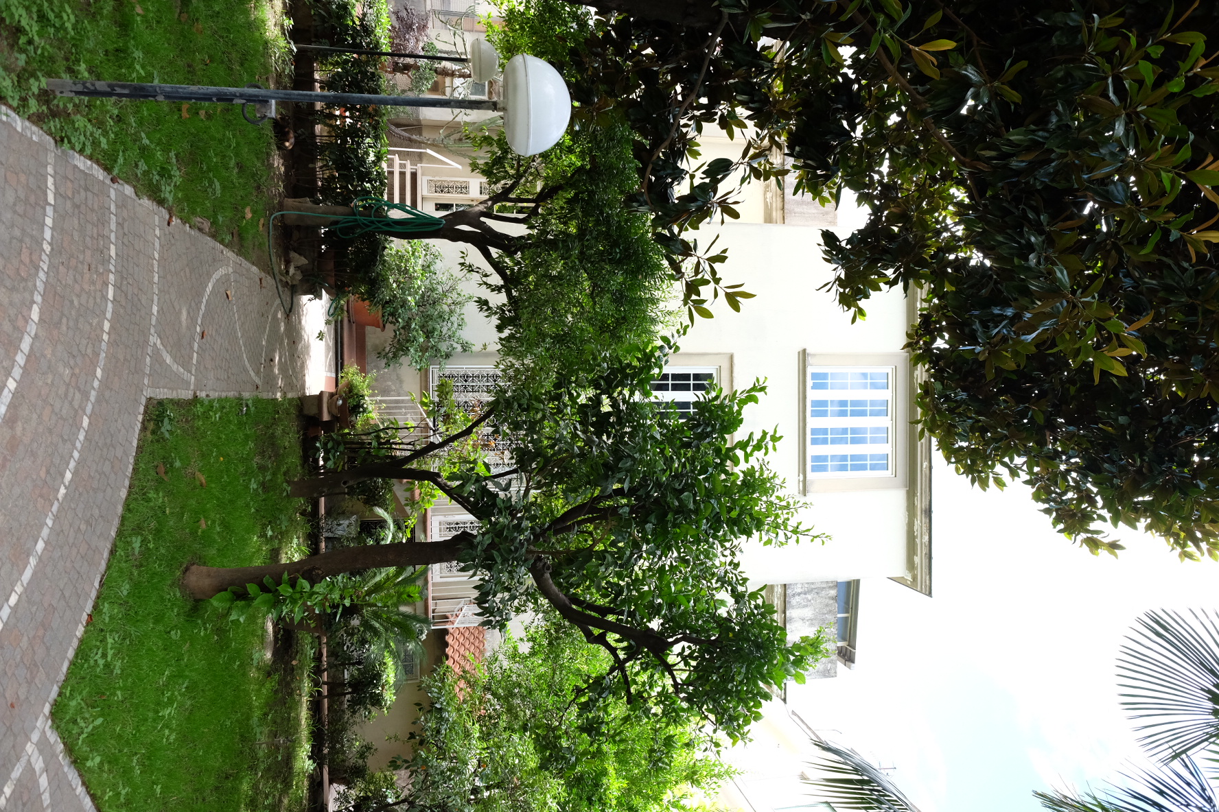 Elegant apartment in Pompeii downtown