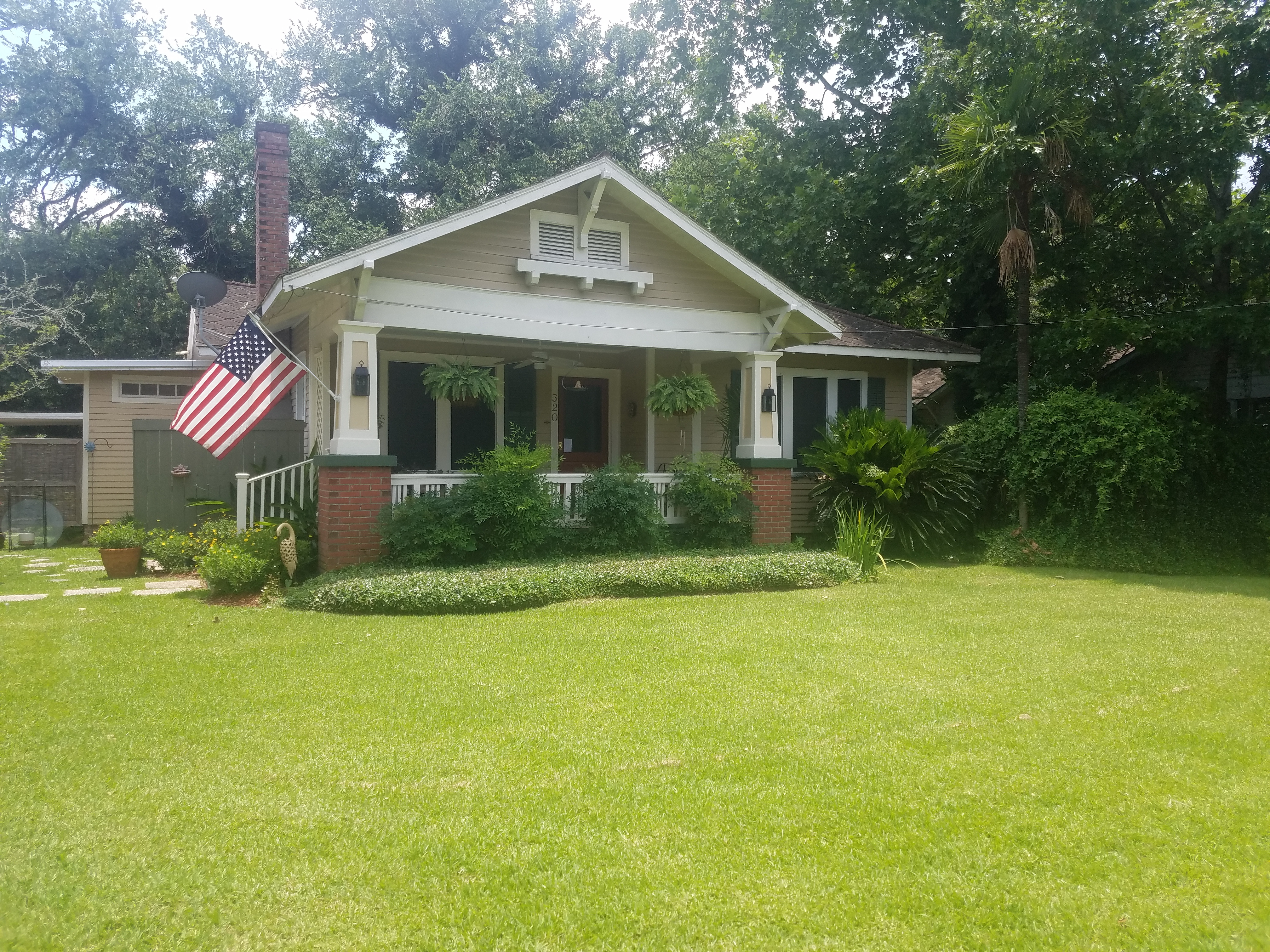 The Hubbard House Suite A