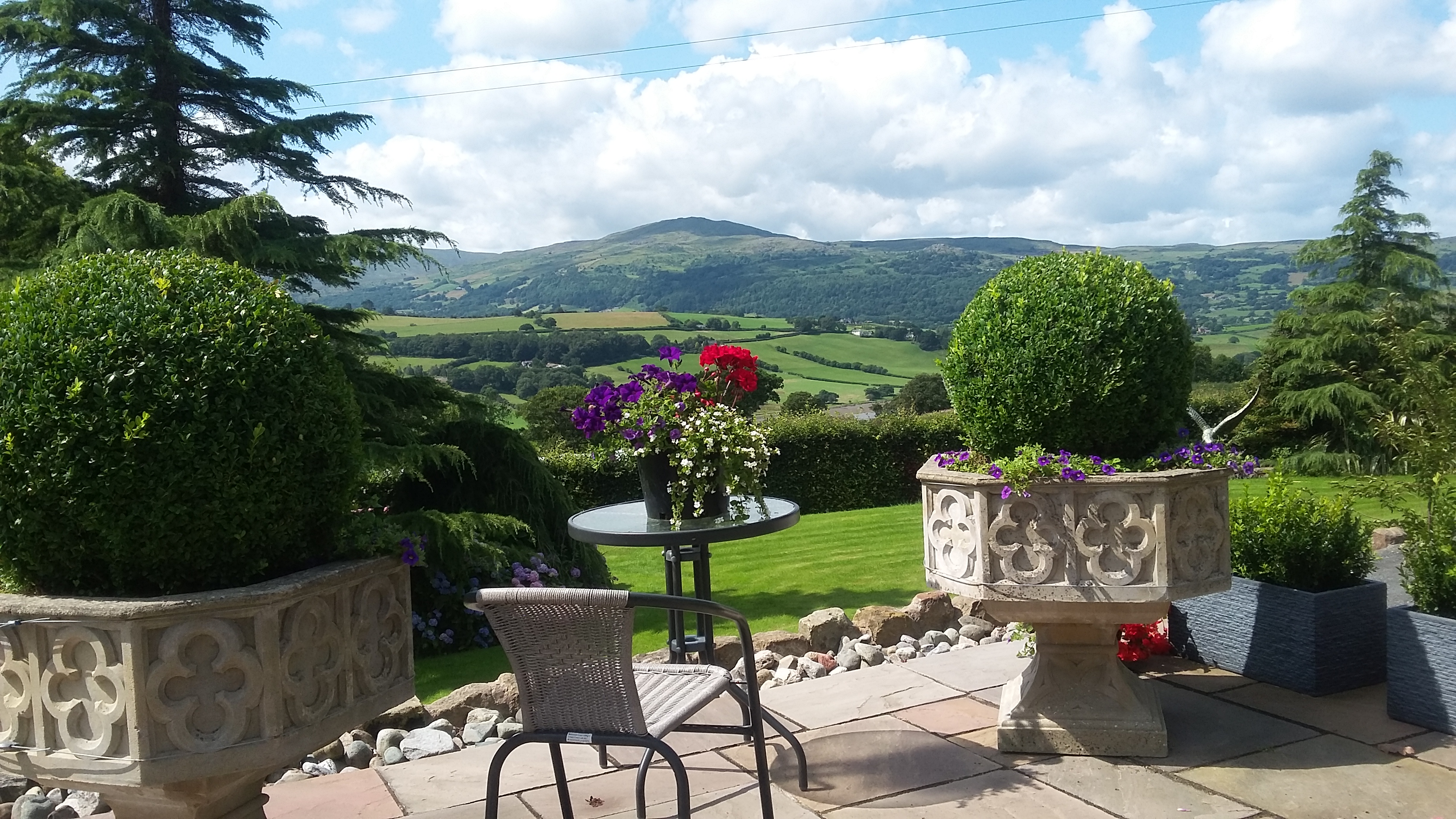 Captivating, picturesque ground floor apartment