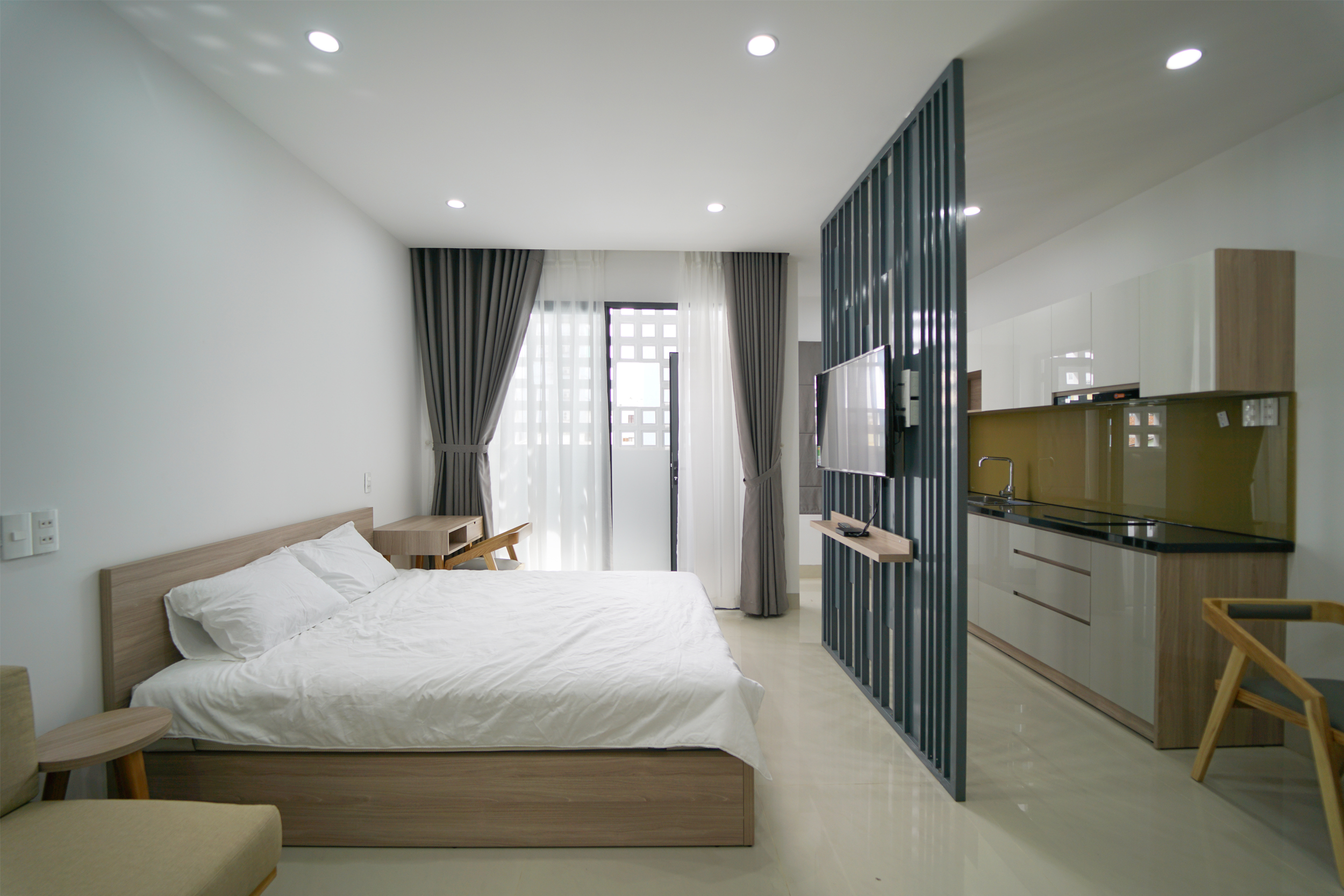 Modern and Peaceful Studio ☆ walk to Dragon Bridge