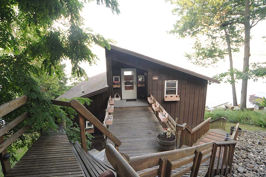 Lakefront getaway on Cayuga lake Townhouses for Rent in Ithaca, New