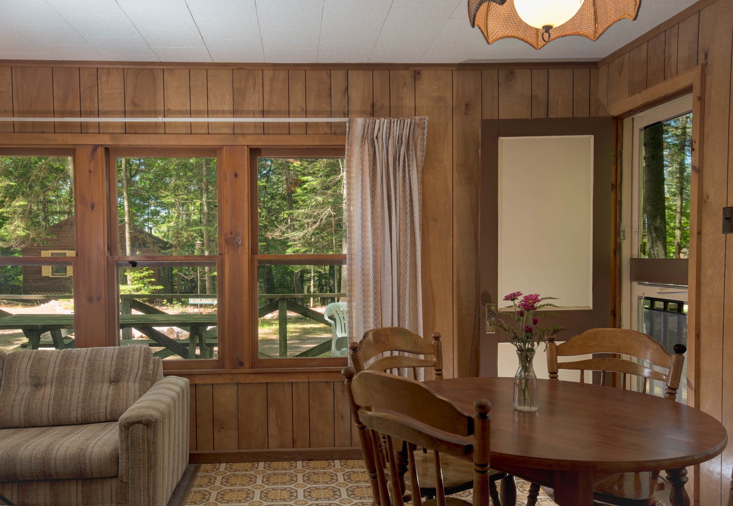 Delightful Cabin near the Lake Cabins for Rent in Eagle River