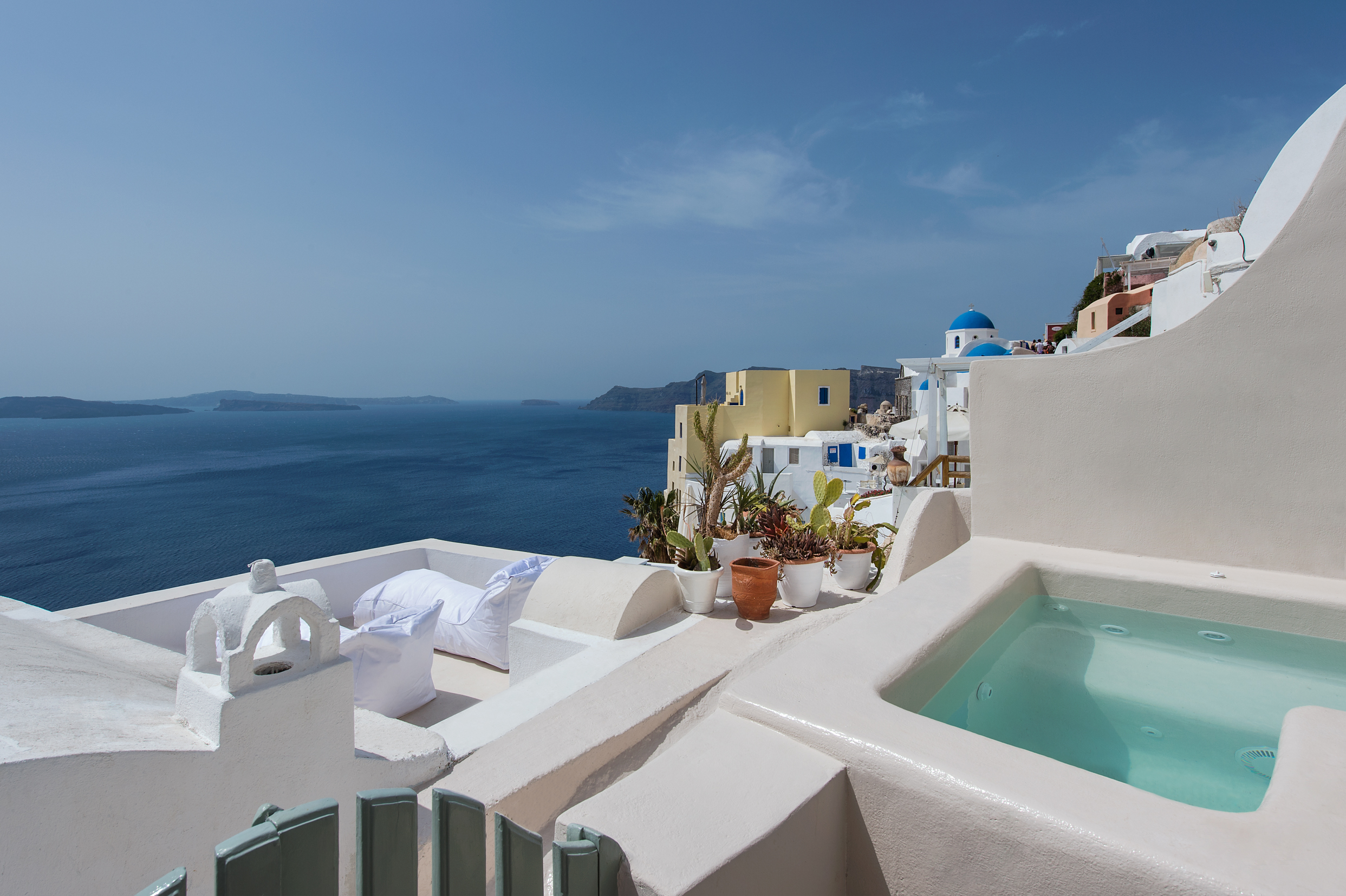 Artia Mansion Caves for Rent in Oia, Egeo, Greece Airbnb