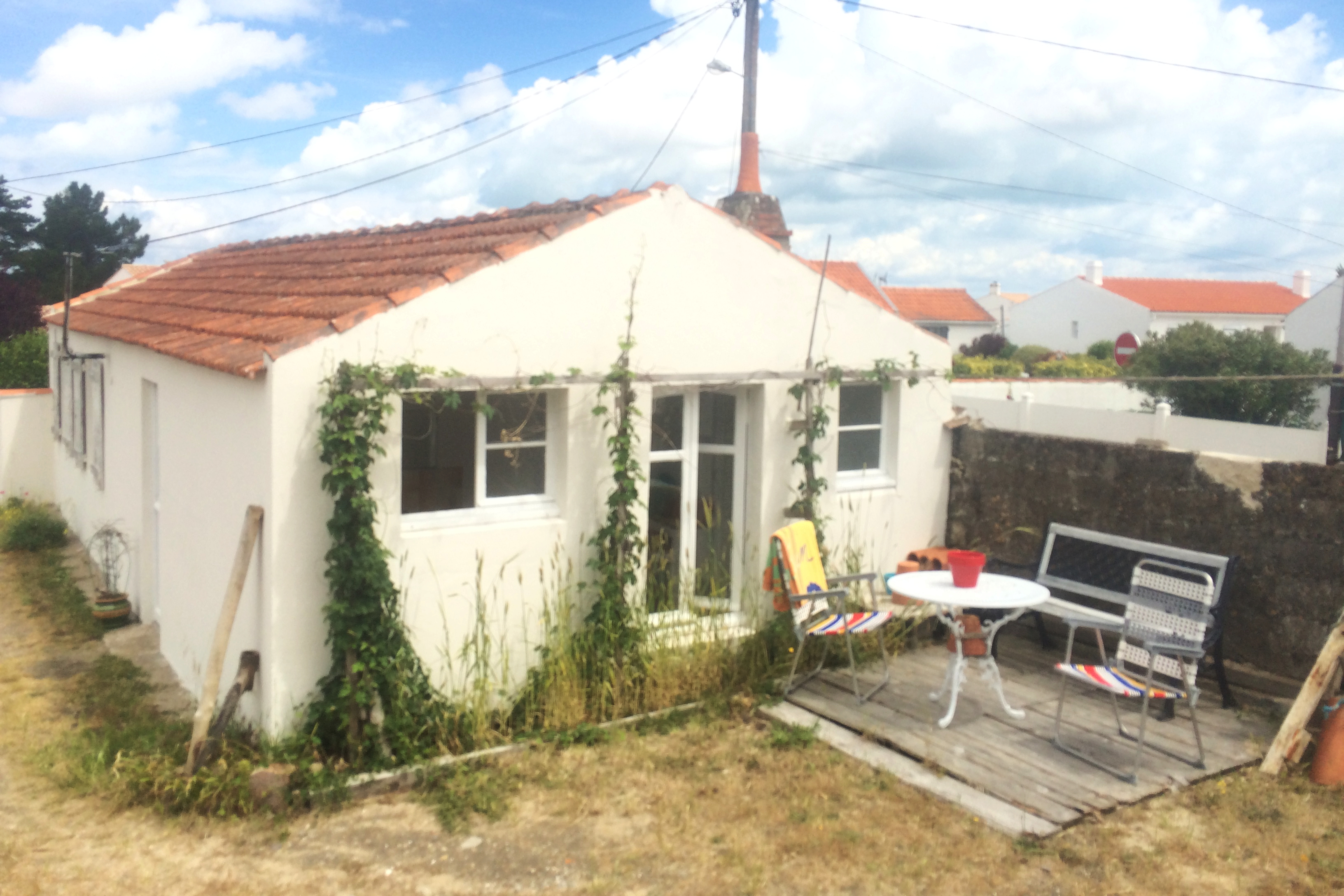 Small fisherman's farmhouse