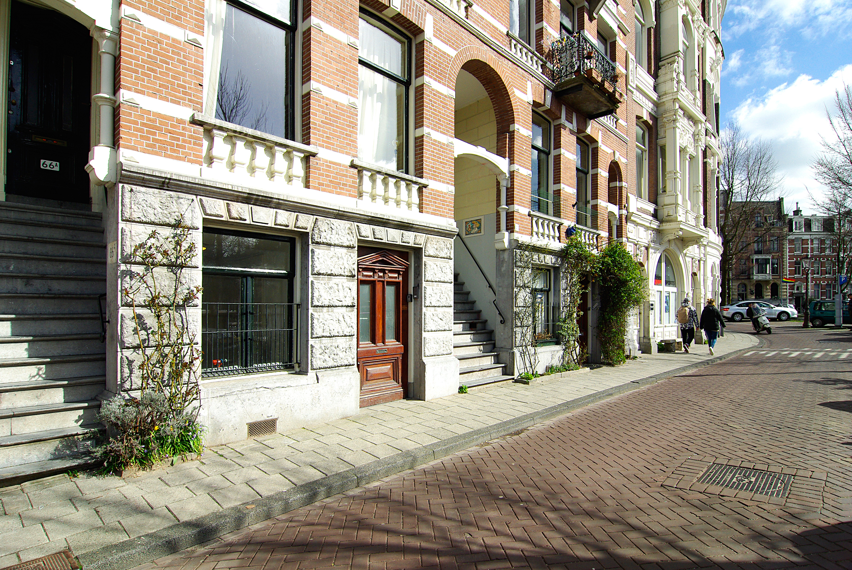 Luxury Leidseplein with Private Patio — Amsterdam stay