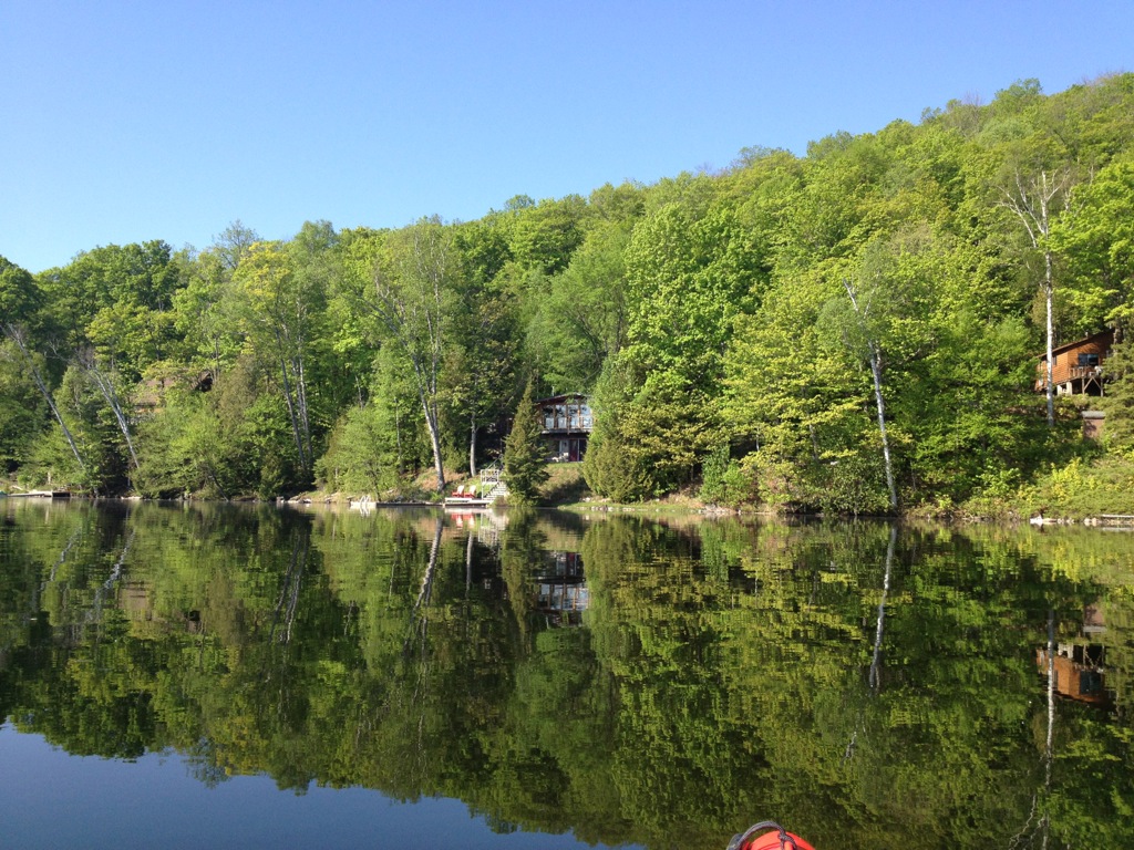Sunrise Cottage on Esson Lake Cottages for Rent in Tory Hill, Ontario